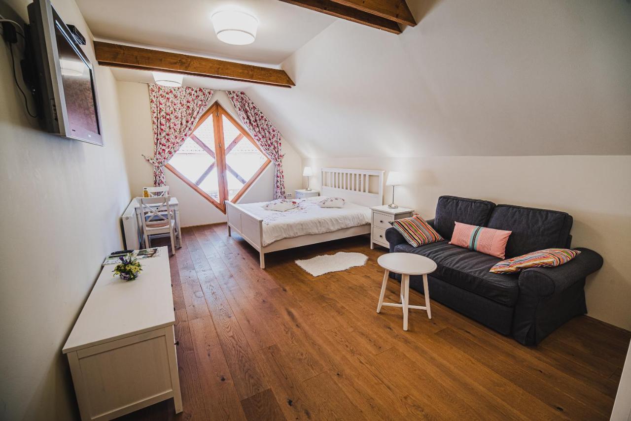 Farm Stay Zurej Šentjur Εξωτερικό φωτογραφία
